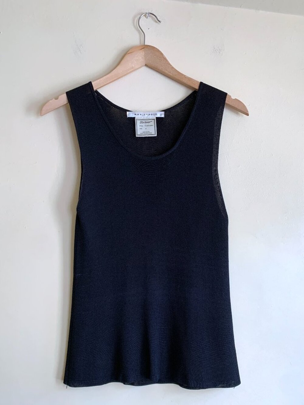 VINTAGE Max Studio Knitwear Slinky Black Sleeveless Tank Women's Size M